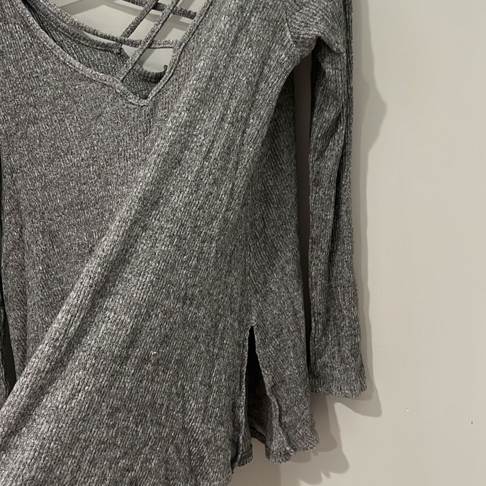 Cross Front Long Sleeve - Picture 3 of 4